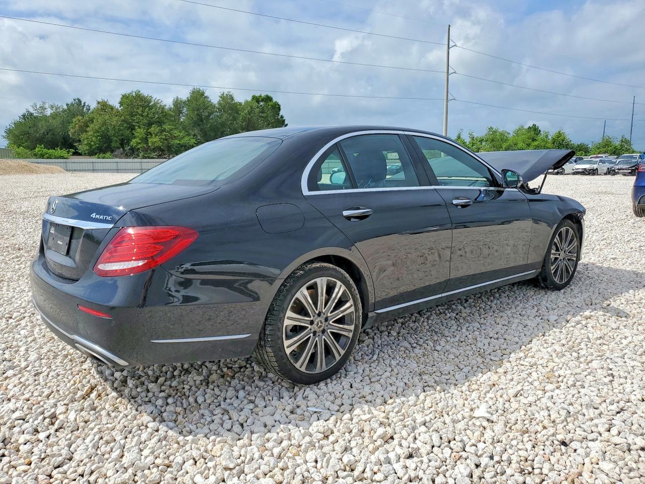 2019 MERCEDES-BENZ E