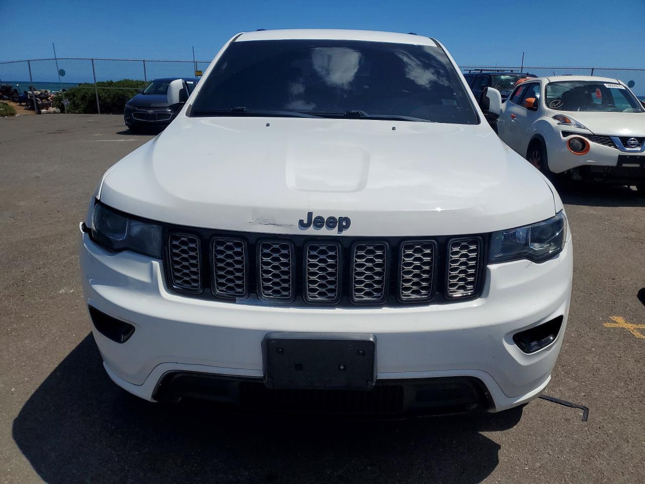 2017 JEEP GRAND CHEROKEE LAREDO 4X4