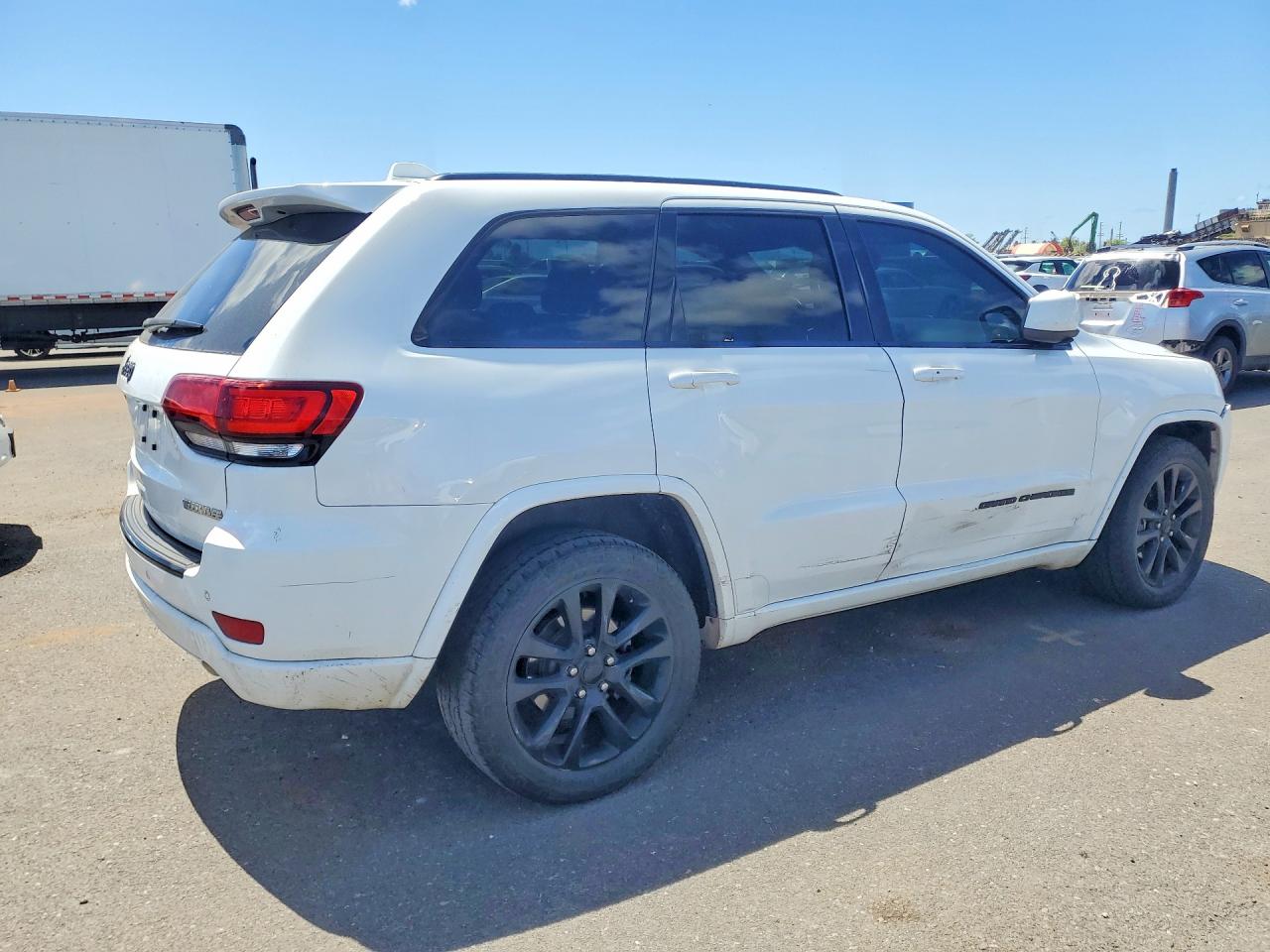 2017 JEEP GRAND CHEROKEE LAREDO 4X4