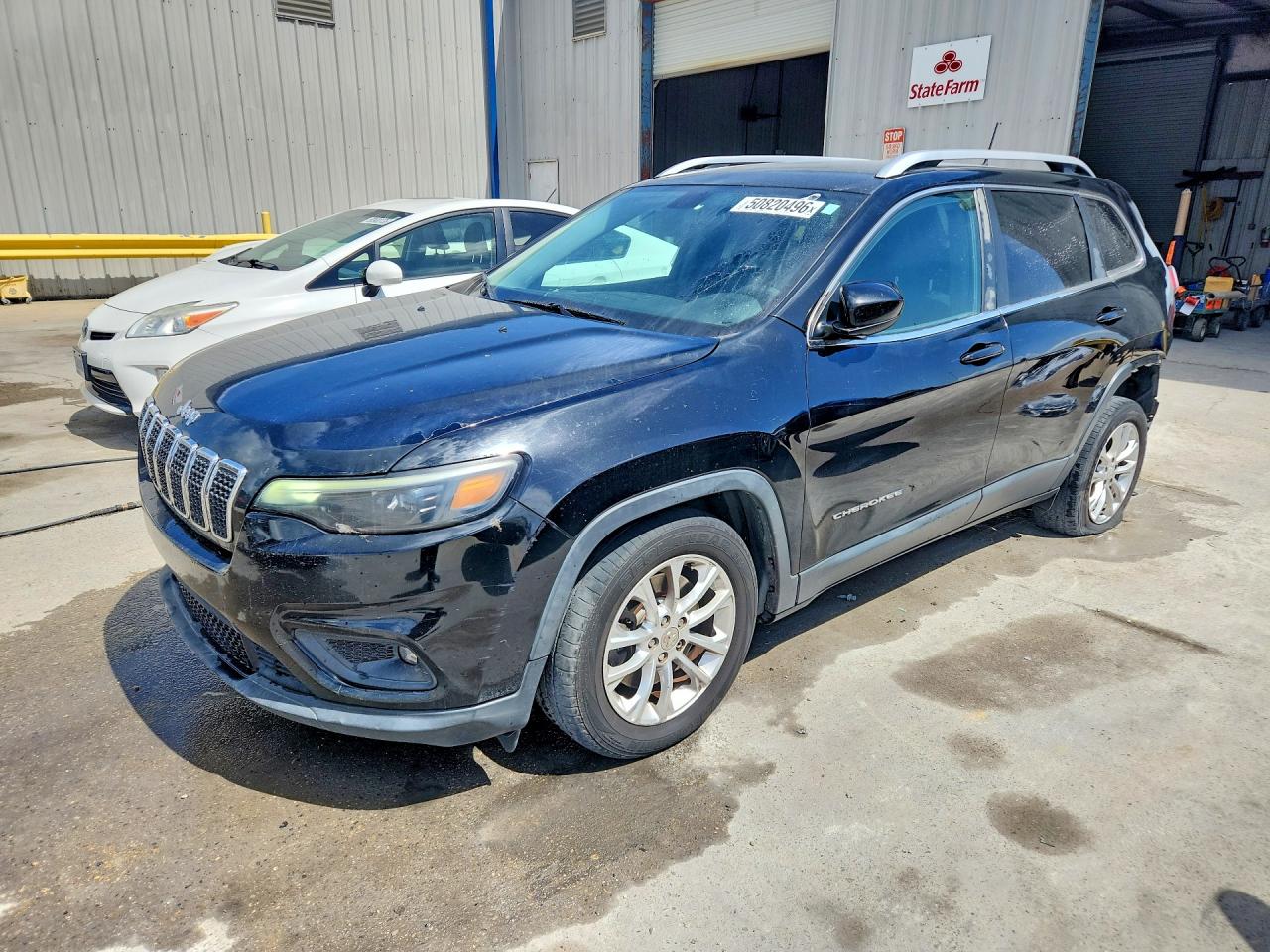 2019 JEEP CHEROKEE LATITUDE FWD