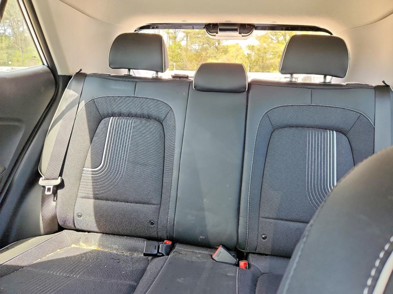 2025 HYUNDAI VENUE SEL, Limited