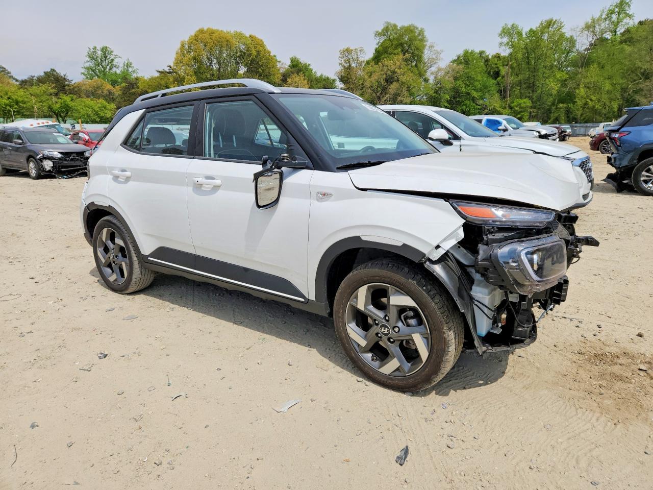 2025 HYUNDAI VENUE SEL, Limited
