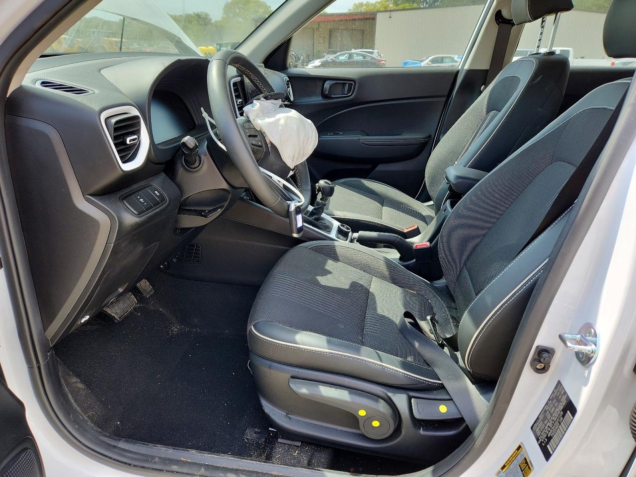 2025 HYUNDAI VENUE SEL, Limited