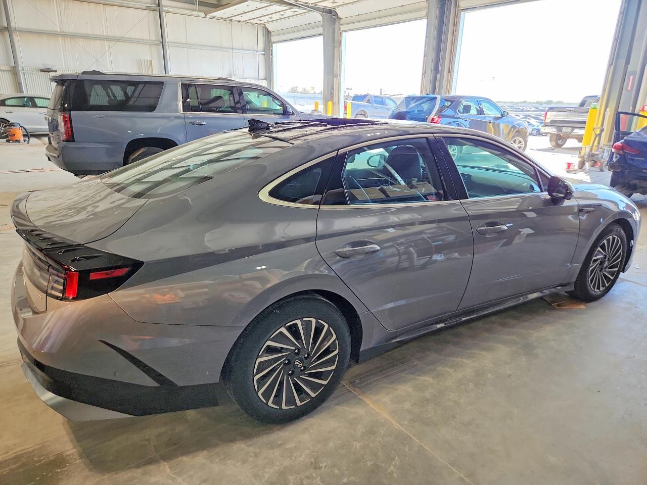 2024 HYUNDAI SONATA HYBRID Limited
