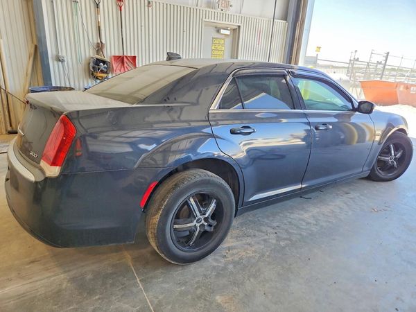 2015 CHRYSLER 300