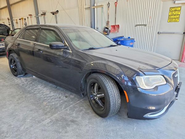 2015 CHRYSLER 300