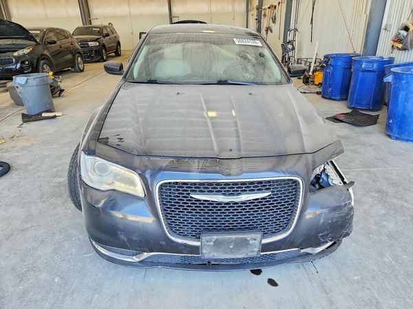 2015 CHRYSLER 300