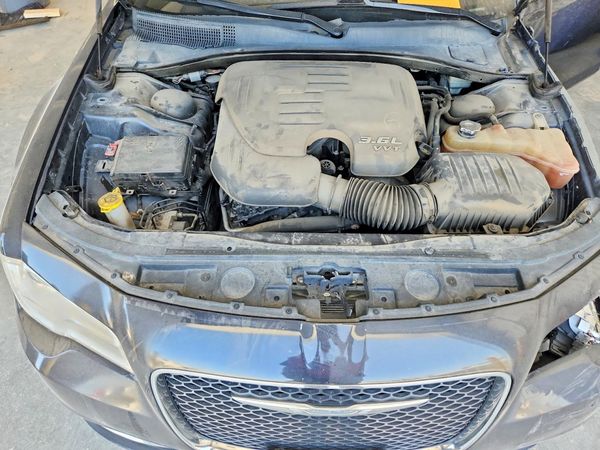 2015 CHRYSLER 300