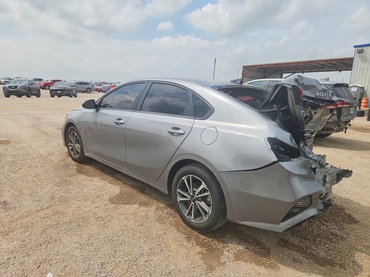2022 KIA FORTE FE, LXS