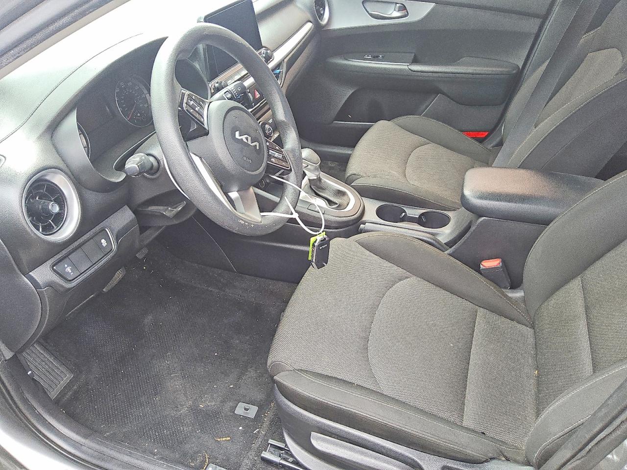 2022 KIA FORTE FE, LXS