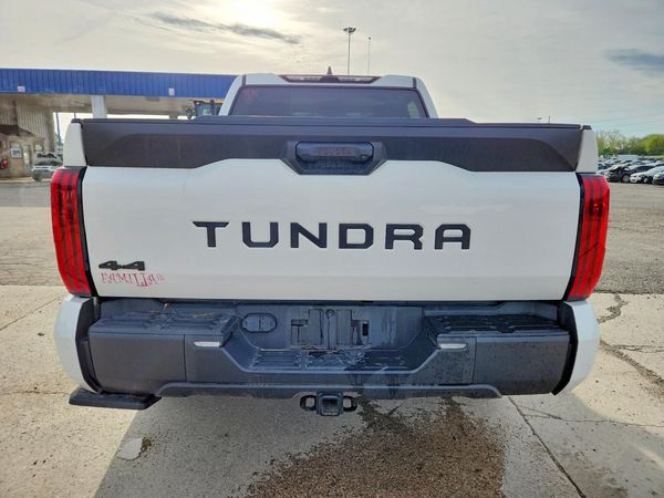 2023 TOYOTA TUNDRA