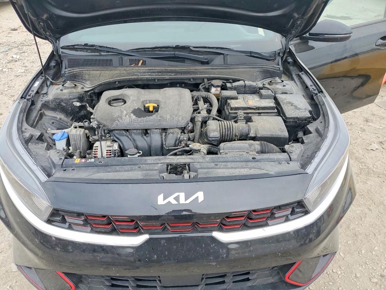 2023 KIA FORTE GT Line
