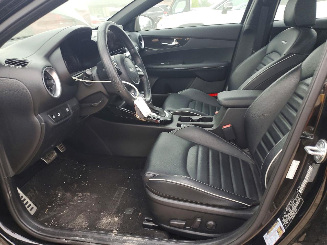 2023 KIA FORTE GT Line