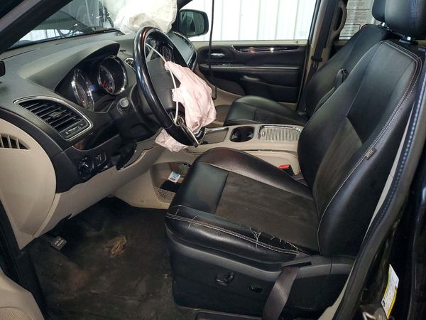 2019 DODGE GRAND CARAVAN SXT — DENT