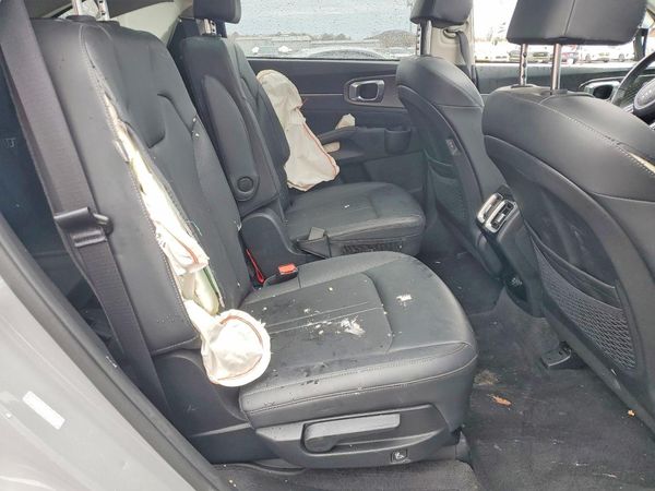 2025 KIA SORENTO