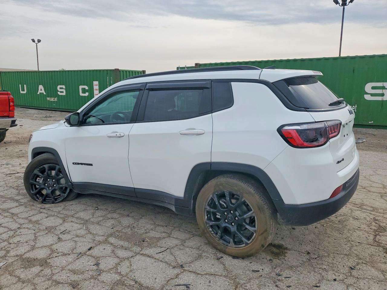 2025 JEEP COMPASS North, Latitude