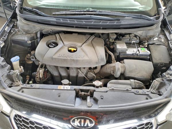 2016 KIA FORTE GL (Middle-Low Grade)