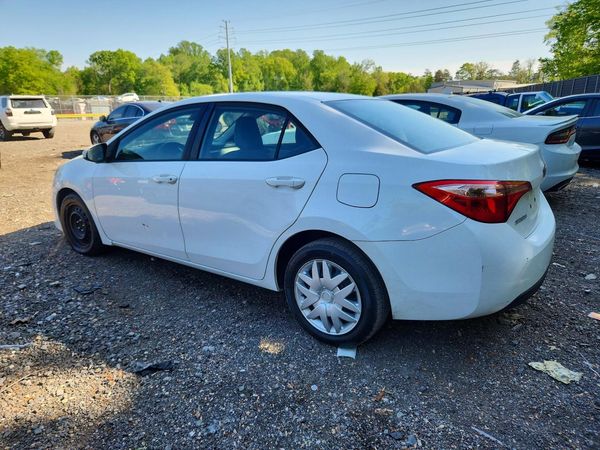 2017 TOYOTA COROLLA