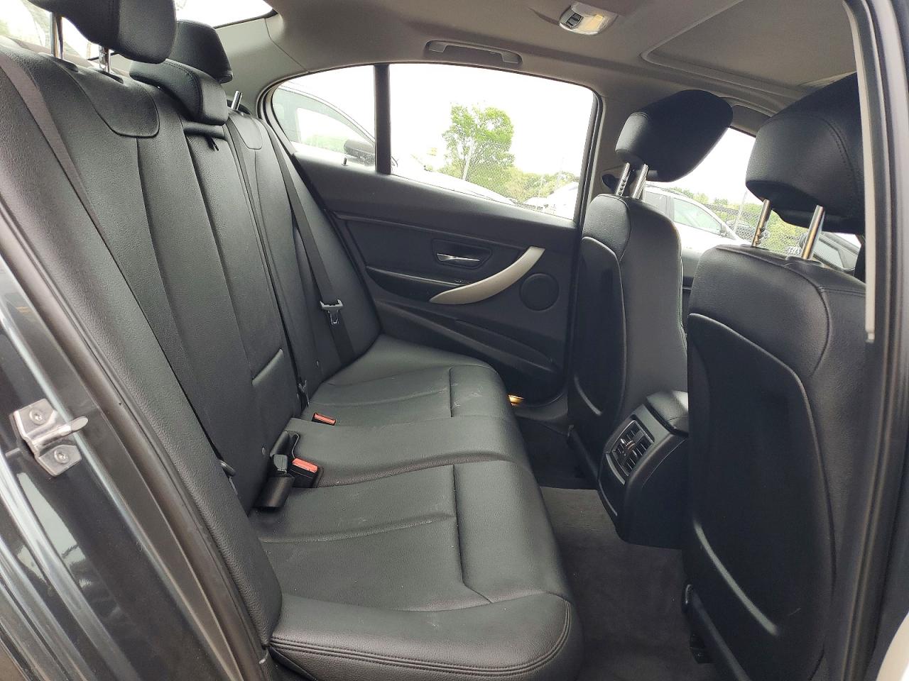 2016 BMW 320 xDrive SA