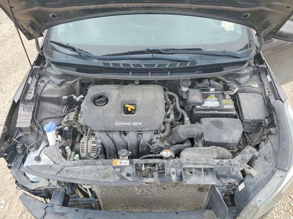 2018 KIA FORTE LX Base