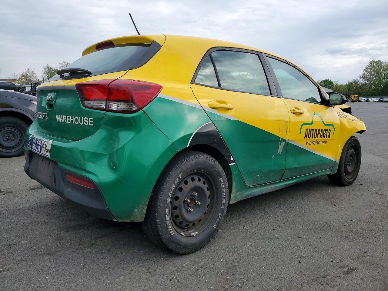 2018 KIA RIO 5-DOOR LX, S