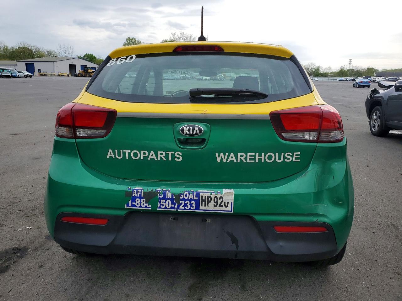2018 KIA RIO 5-DOOR LX, S