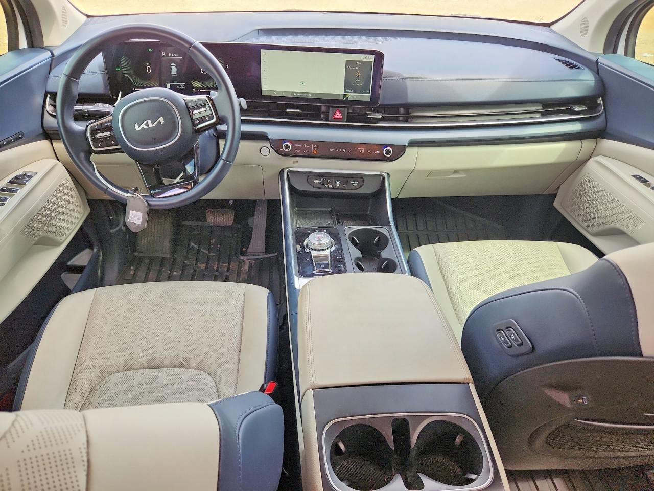 2025 KIA CARNIVAL EX