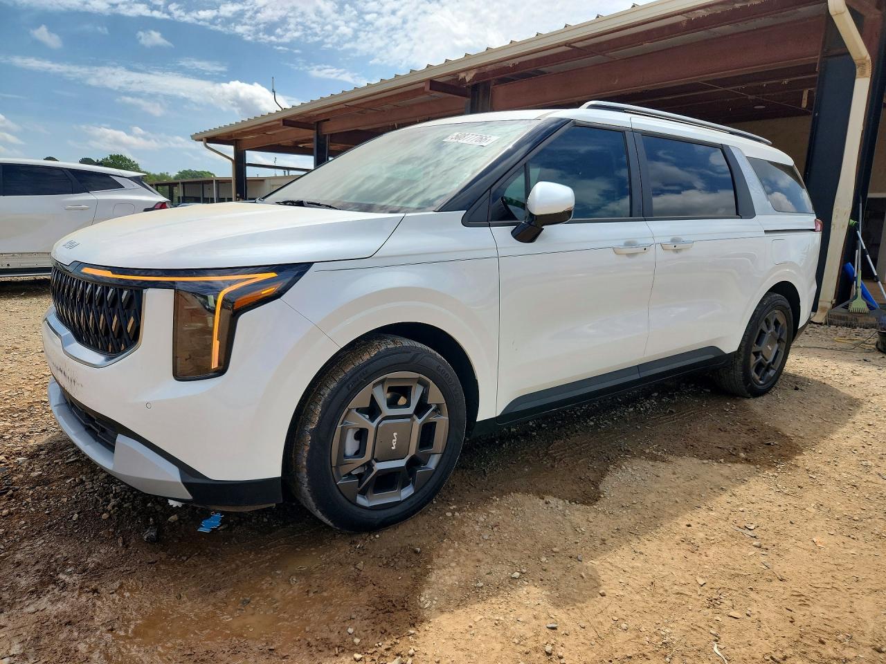 2025 KIA CARNIVAL EX