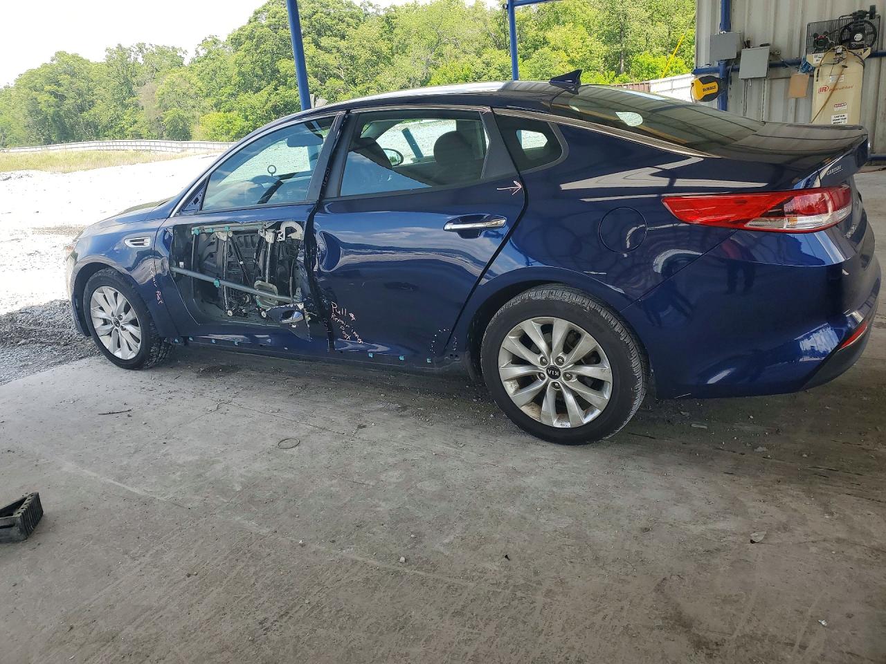 2017 KIA OPTIMA