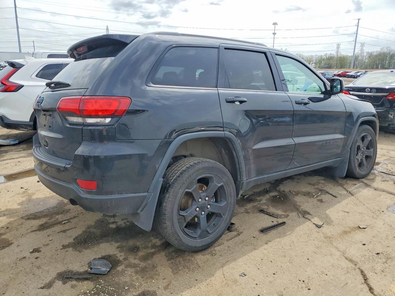 2019 JEEP GRAND CHEROKEE LAREDO 4X4