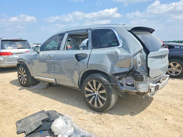 2025 VOLVO XC90 Core
