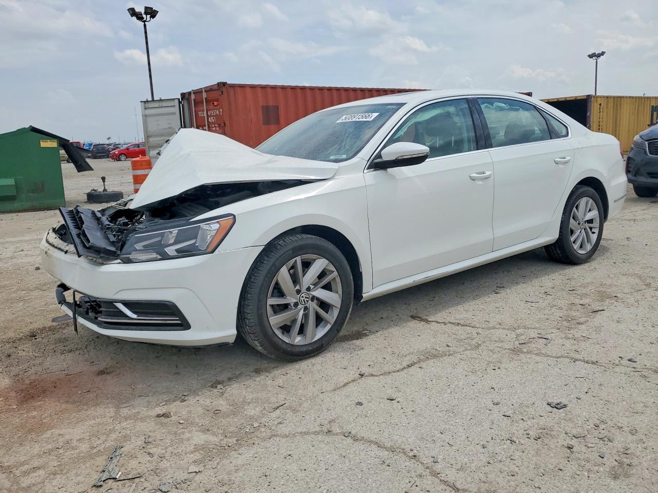 2018 VOLKSWAGEN PASSAT