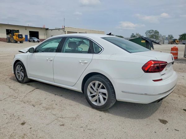 2018 VOLKSWAGEN PASSAT