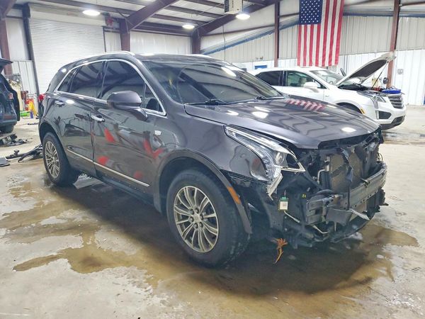 2019 CADILLAC XT5