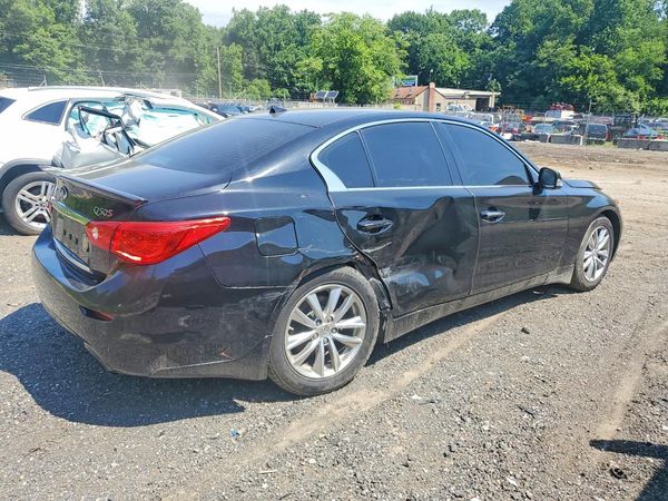 2017 INFINITI Q50