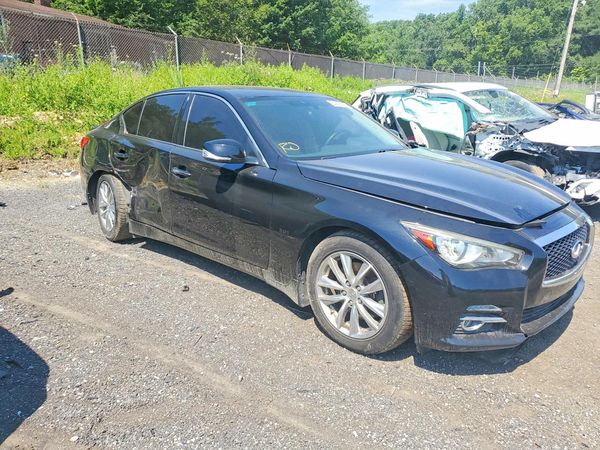 2017 INFINITI Q50