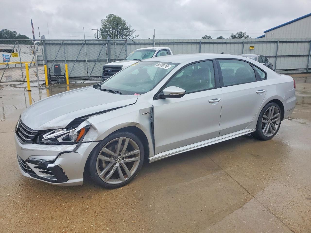 2018 VOLKSWAGEN PASSAT