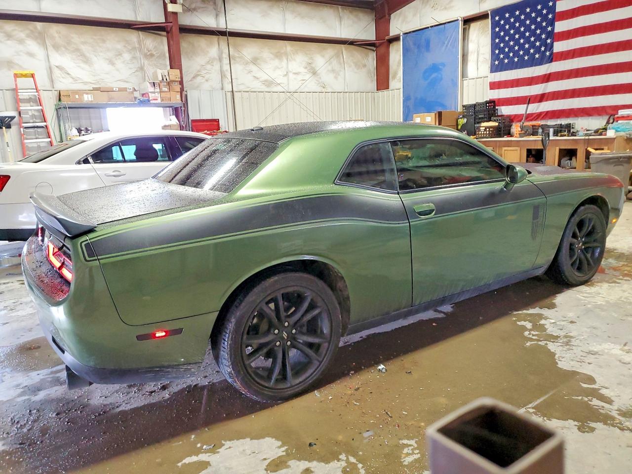 2018 DODGE CHALLENGER SXT