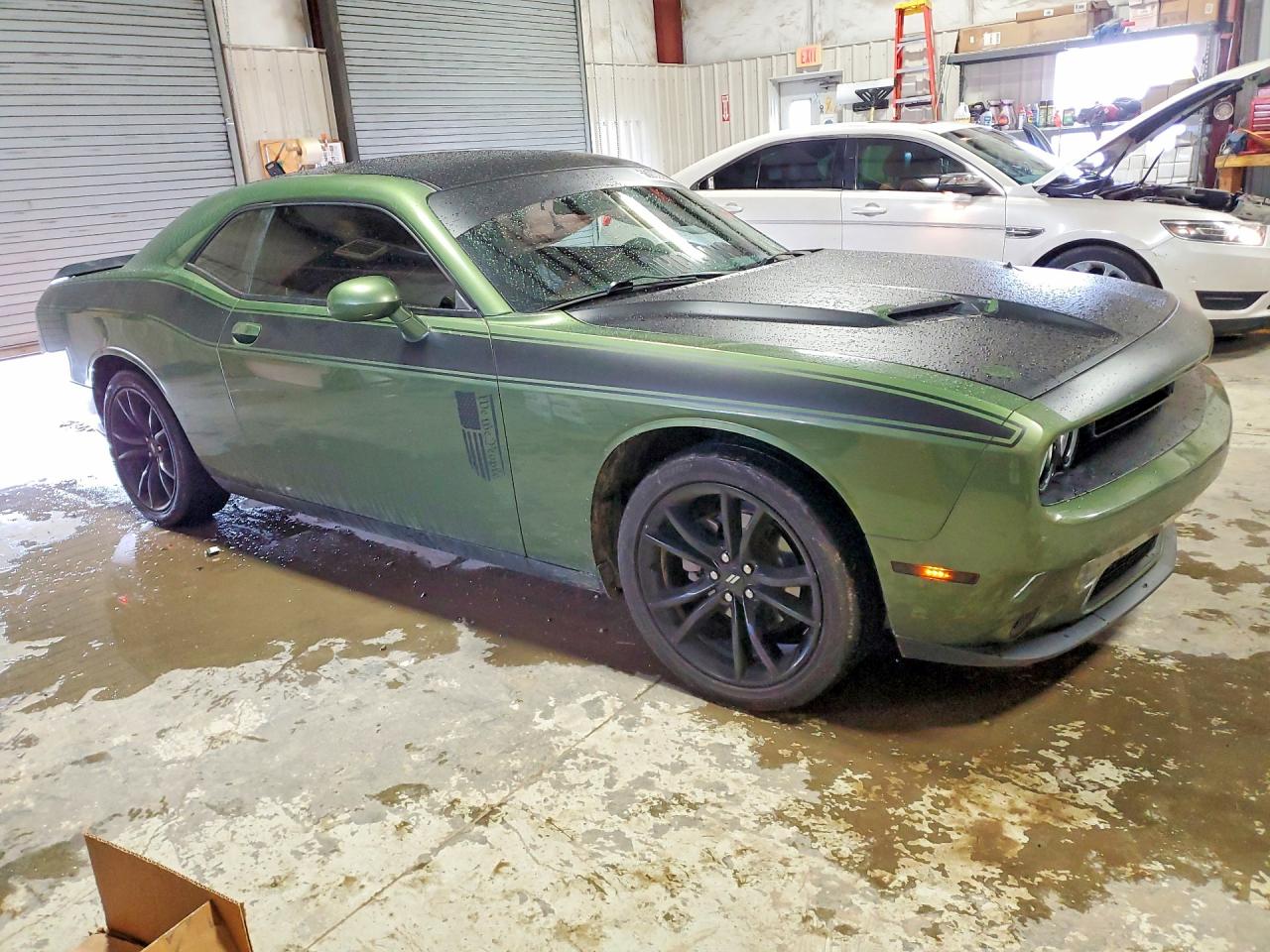 2018 DODGE CHALLENGER SXT