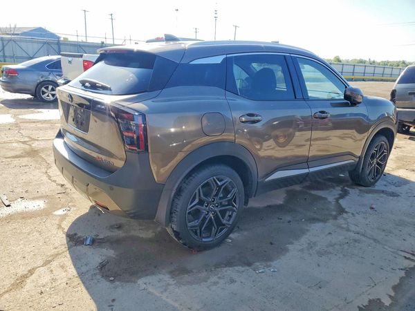 2025 NISSAN KICKS