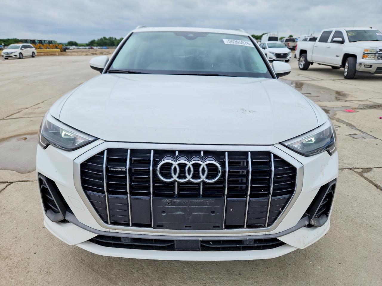 2022 AUDI Q3 S Line quattro Premium
