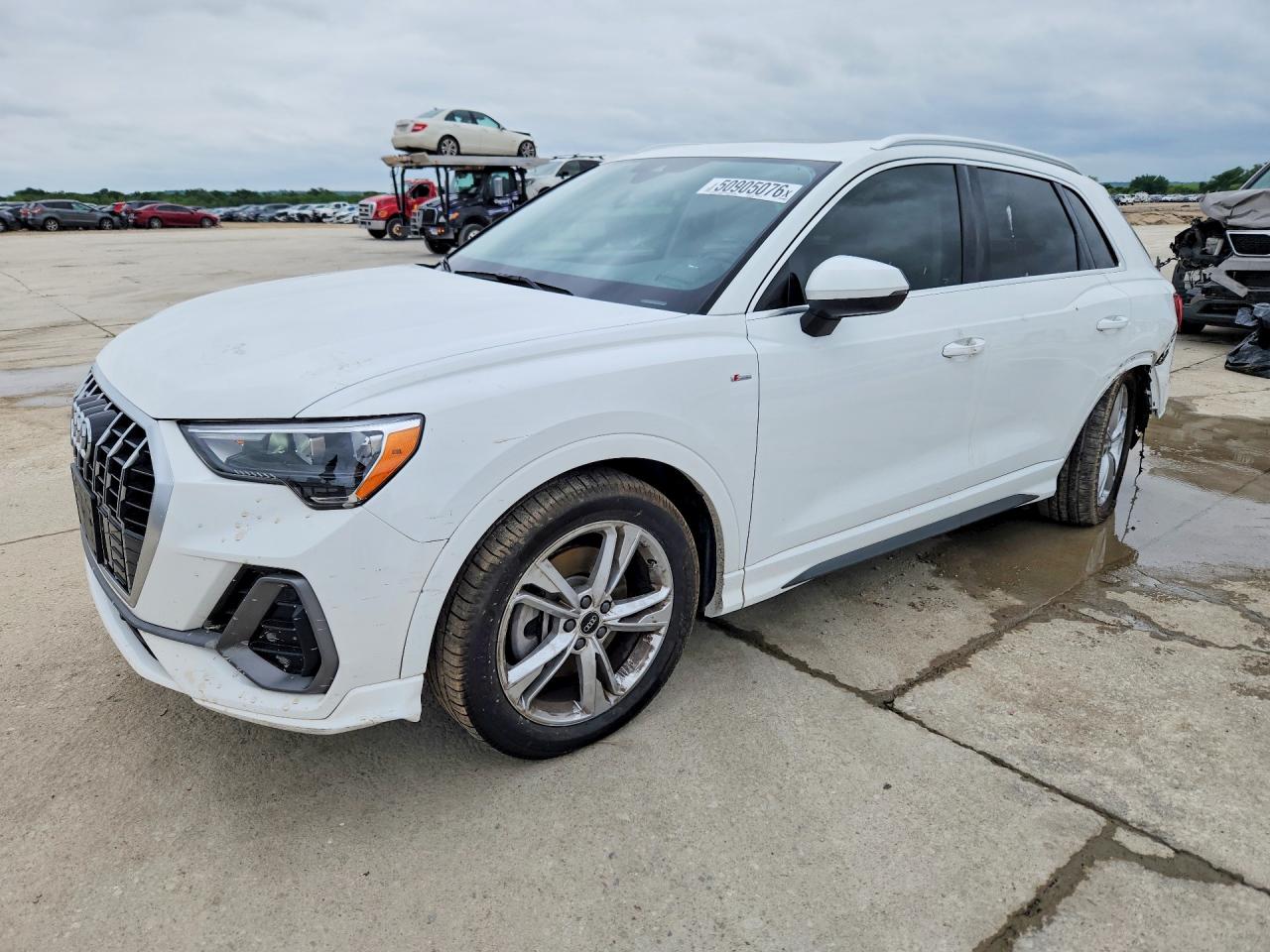 2022 AUDI Q3 S Line quattro Premium