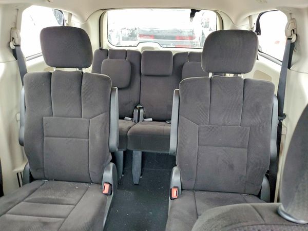 2013 DODGE GRAND CARAVAN SE
