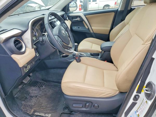 2015 TOYOTA RAV4