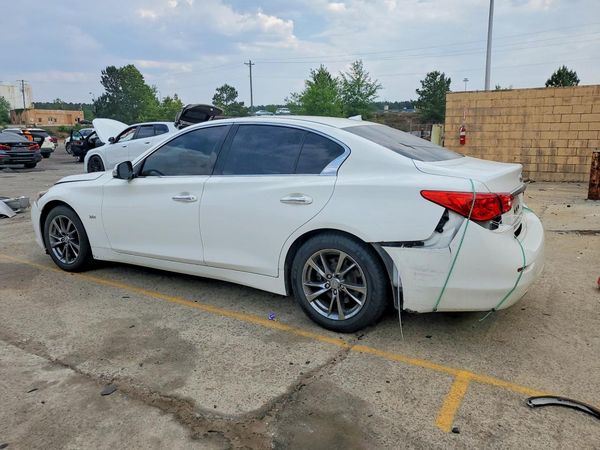 2017 INFINITI Q50