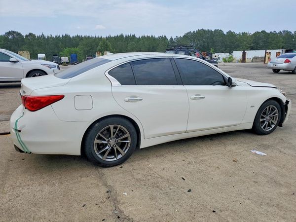 2017 INFINITI Q50