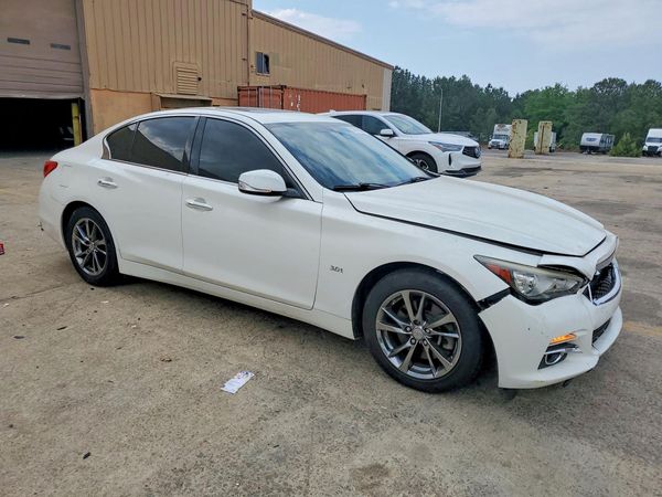 2017 INFINITI Q50