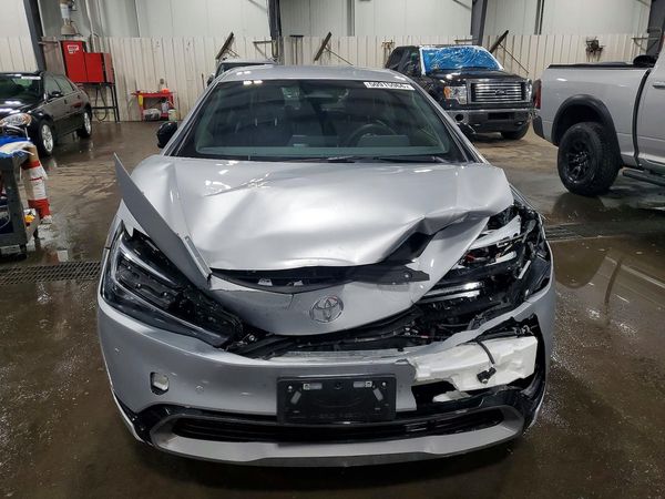 2025 TOYOTA PRIUS