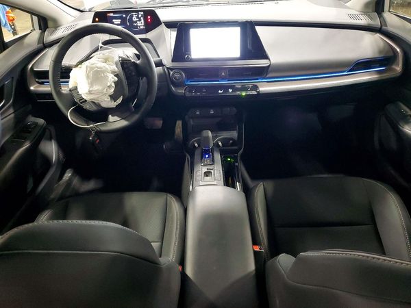 2025 TOYOTA PRIUS