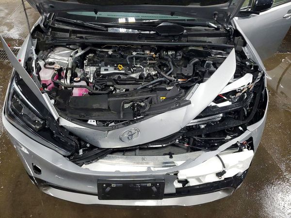 2025 TOYOTA PRIUS